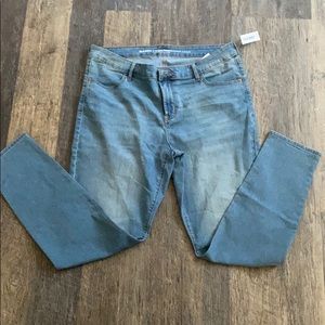 BNWT Old Navy Skinny Jeans